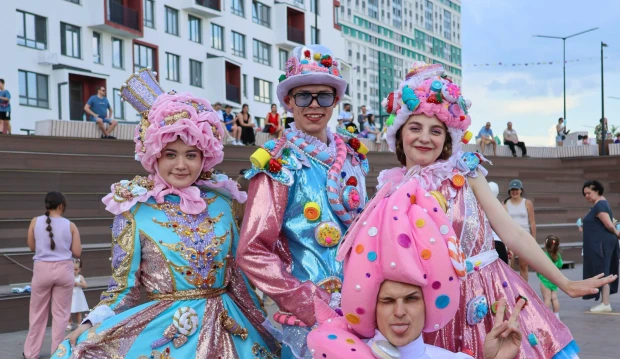 Праздник для малышей в Астон. Сезонах