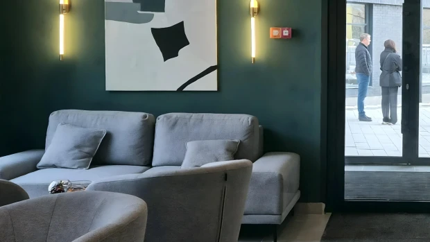 Продолжается передача ключей